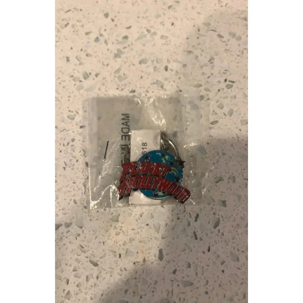 Planet hollywood wood keychain